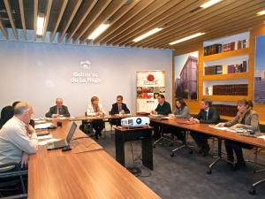 Leonor González Menorca presenta las líneas generales del nuevo Plan de Artesanía a los miembros del Consejo Riojano de Artesanía