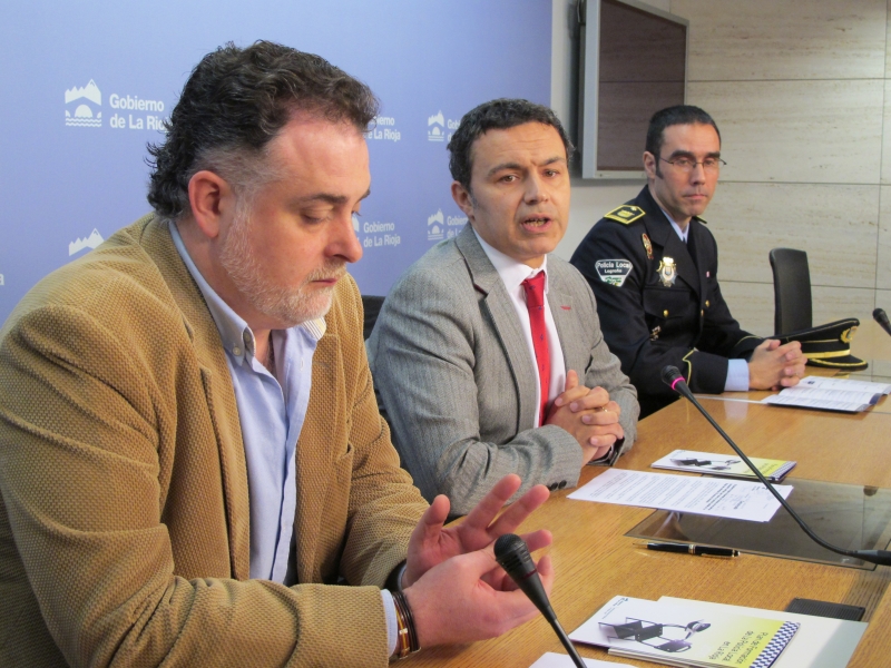 Conrado Escobar presentando el Plan de Formación de los Policías Locales