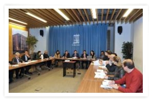 Fotografía de la Reunión del Consejo Riojano de Comercio de 21 de octubre de 2013