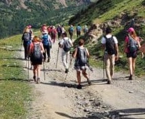 senderismo en grupo