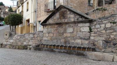 Fuente de los 16 caños