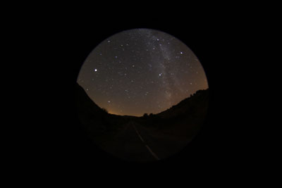 nocturna cielo de Laguna de Cameros