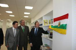 Presidente inaugurando SAC