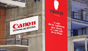 Fondo - Balcones laterales grada VIP